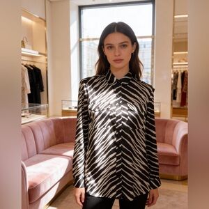 Jones New York Stretch zebra print button down blouse shirt black white SMALL